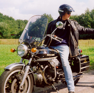 Moto_Guzzi_850T3_California1